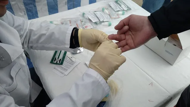 В Ессентуках горожане сдали анализы в рамках всемирной акции борьбы со СПИДом