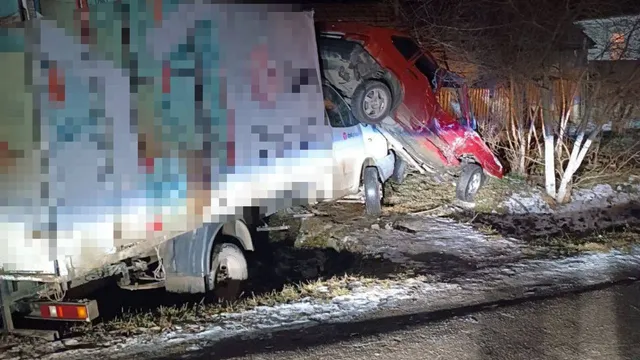 В Минеральных Водах водитель без прав устроил ДТП с тремя пострадавшими