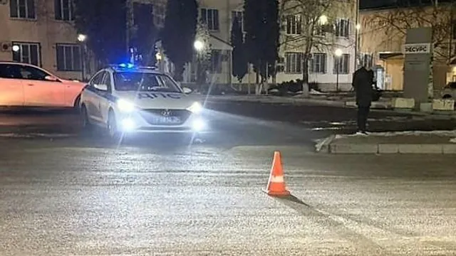 В Георгиевске разыскивают водителя, сбившего пешехода и скрывшегося с места ДТП