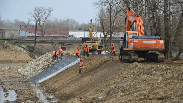 В 2025 году на Ставрополье расчищено почти 10 километров русел рек